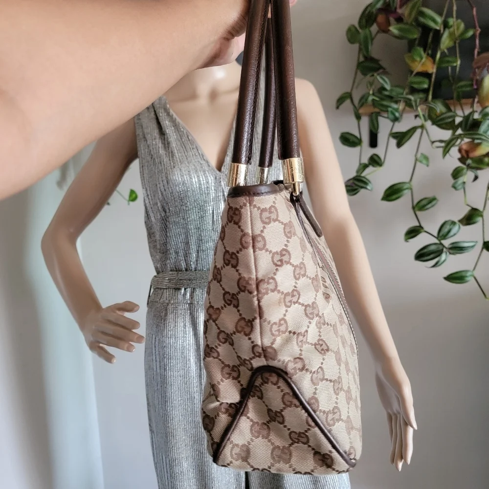 SALE🎉 RARE Authentic Gucci Sherry Line Web Tote Shoulder Bag - Picture 6 of 17